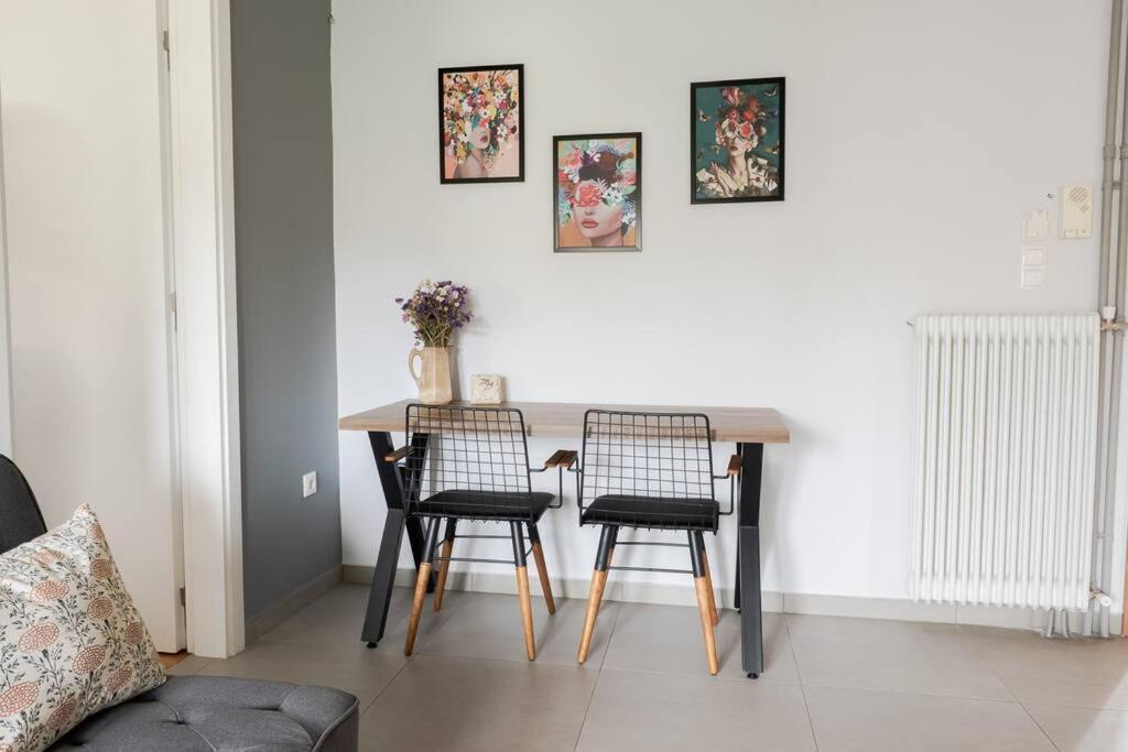 Cosy Apartment 700M From Acropolis Atene Esterno foto
